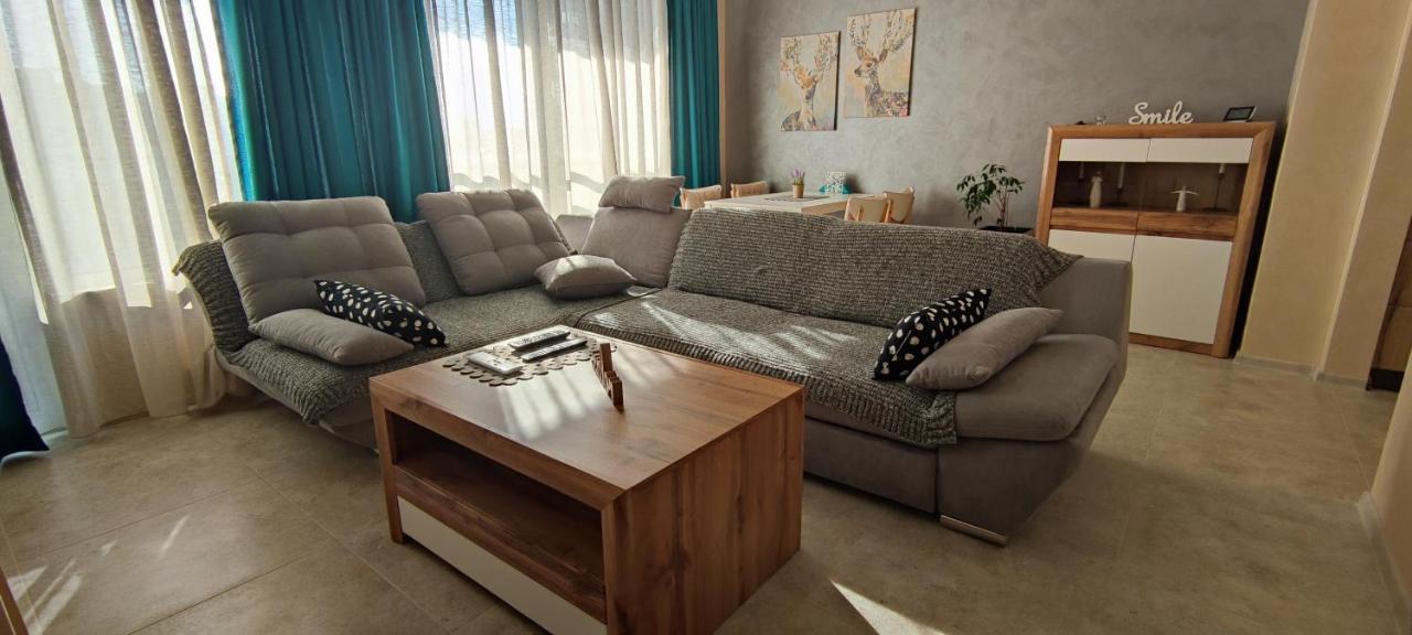 Alisa Apartment Plovdiv Extérieur photo
